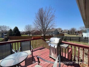 4 Bedroom 2 Bathroom in SW Sioux Falls in Sioux Falls, SD - Building Photo - Building Photo