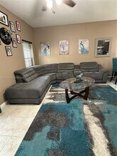 4044 NW 11th St in Lauderhill, FL - Building Photo - Building Photo