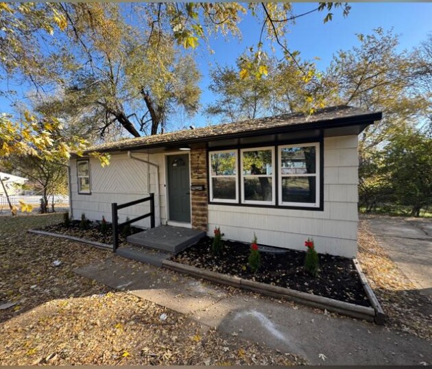 7701 E 47th Terrace in Kansas City, MO - Building Photo