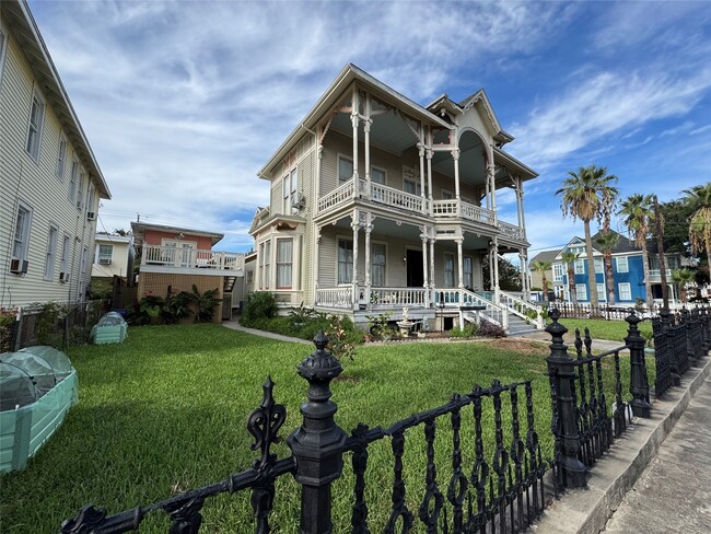 property at 517 18th St