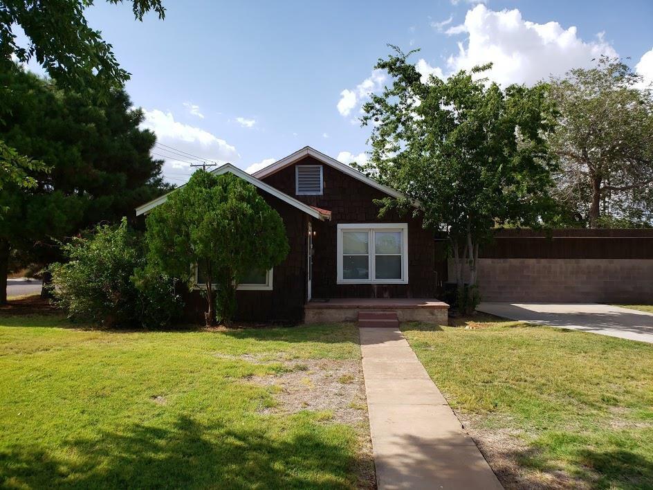 1210 W Indiana Ave in Midland, TX - Building Photo