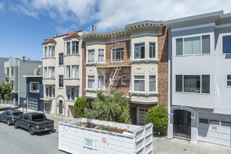 630 Lombard St in San Francisco, CA - Building Photo - Building Photo