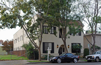 1416 Q St in Sacramento, CA - Foto de edificio - Building Photo