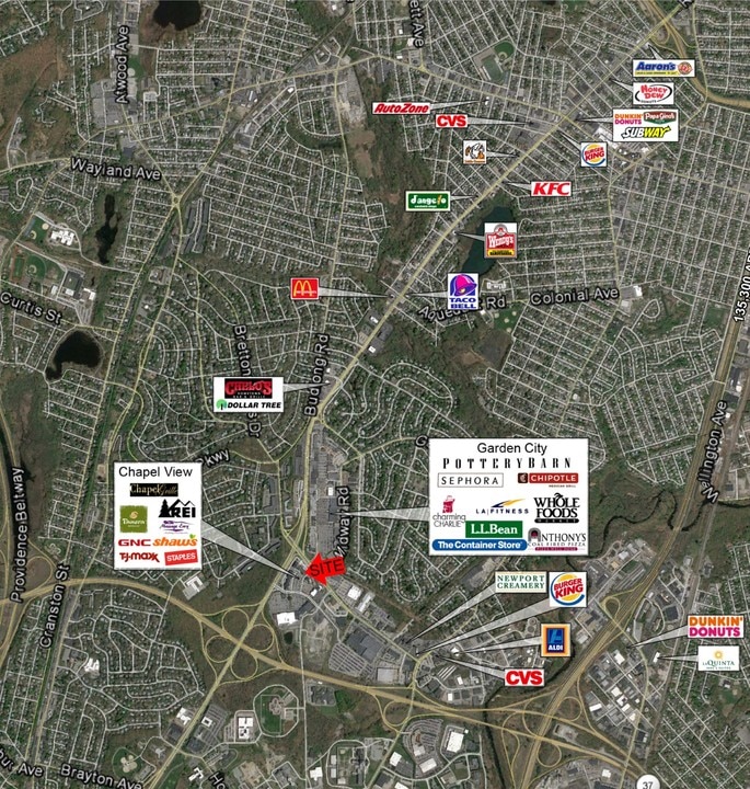 2000 Chapel View Blvd in Cranston, RI - Building Photo