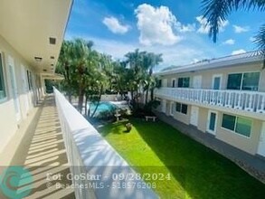 2110 NE 39th St in Fort Lauderdale, FL - Building Photo - Building Photo