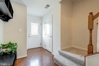 41683 Overmyer Terrace in Aldie, VA - Building Photo - Building Photo