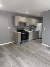 307 Spring St in Trenton, NJ - Foto de edificio - Building Photo