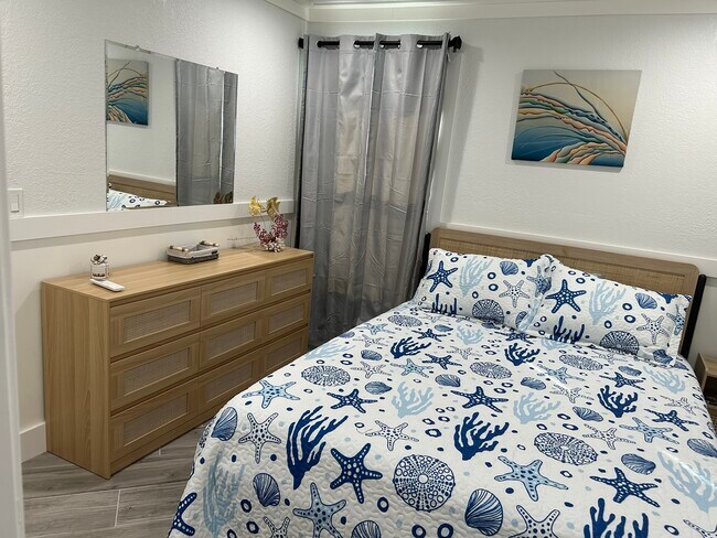 145 Anchorage St, Unit bestie in Fort Myers Beach, FL - Building Photo - Building Photo