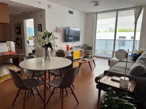 601 NE 23rd St, Unit 801 in Miami, FL - Building Photo - Building Photo