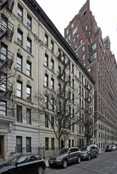 57 E 95th St in New York, NY - Building Photo