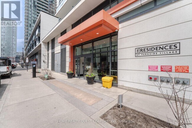 4065 Brickstone Mews in Mississauga, ON - Building Photo - Building Photo