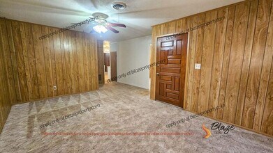 2708 S Woodland St in Amarillo, TX - Building Photo - Building Photo
