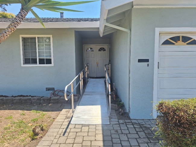 333 Dahlia St in Fairfield, CA - Building Photo - Building Photo