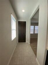 384 Gaida Loop in Georgetown, TX - Building Photo - Building Photo