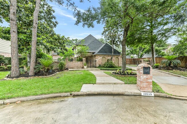 16019 Stratton Park Dr