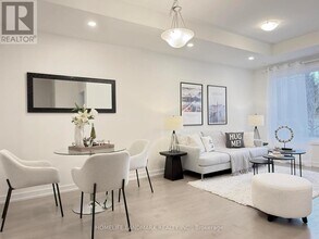 68 Herman Gilroy Ln in Markham, ON - Building Photo - Building Photo