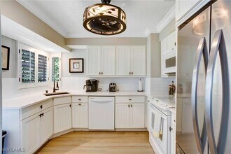 749 105th Ave N in Naples, FL - Building Photo - Building Photo