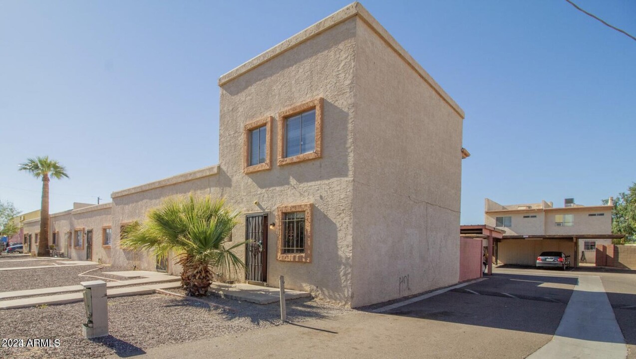 2618 West Campbell Ave in Phoenix, AZ - Building Photo