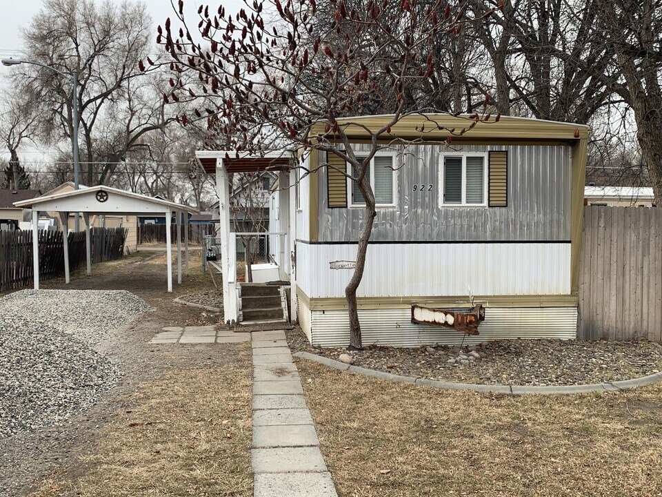 922 N 23rd St in Billings, MT - Building Photo