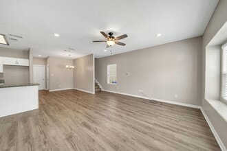 16878 Balmoral St in Montgomery, TX - Building Photo - Building Photo