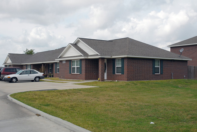 1500 Ave Q in Santa Fe, TX - Foto de edificio - Building Photo