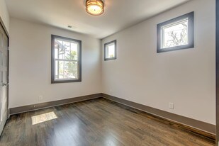 2100 15th Ave N in Nashville, TN - Building Photo