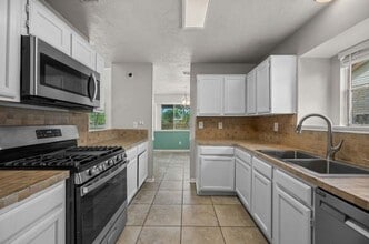 1605 Quail Run Rd in Pflugerville, TX - Building Photo - Building Photo