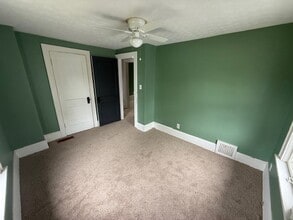 1170 Lily St in Akron, OH - Building Photo - Building Photo