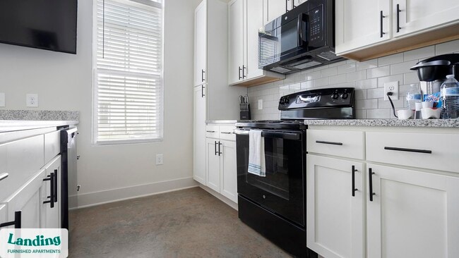 404 W 26th St