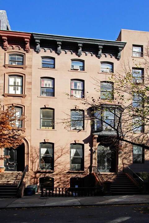 15 Pierrepont St in Brooklyn, NY - Foto de edificio