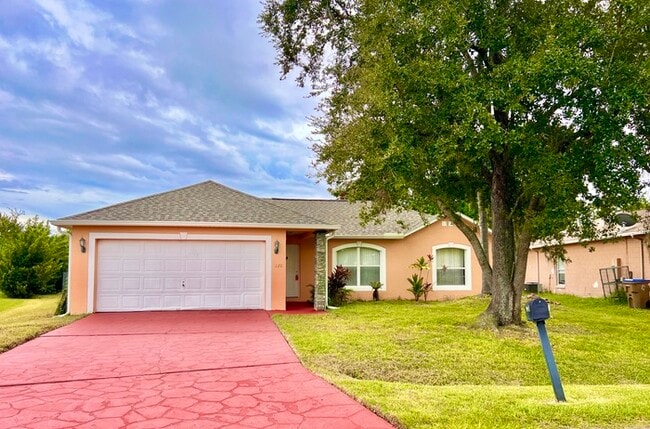 property at 220 Canterbury Ct