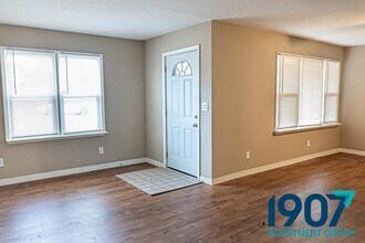 700 NW 89th St in Oklahoma City, OK - Building Photo - Building Photo