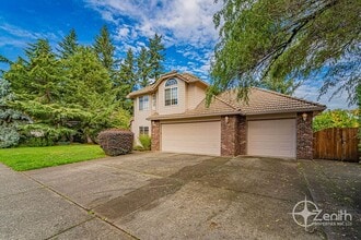 2109 NW 47th Ave in Camas, WA - Building Photo - Building Photo