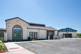 Citadel at Tech Ridge in Austin, TX - Foto de edificio - Building Photo