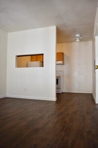 1x1 Junior Main Entrance View - Juniper Canyon Apartamentos in Tucson, Arizona