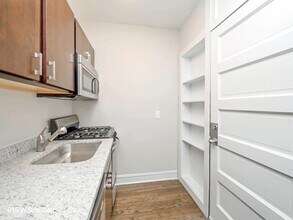 925 W Schubert Ave in Chicago, IL - Building Photo - Building Photo