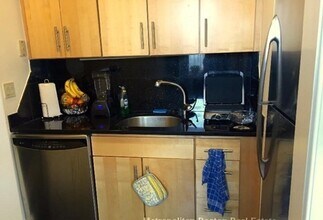 42 Beach, Unit 7D in Boston, MA - Building Photo - Building Photo