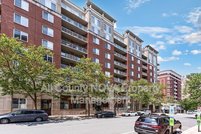 property at 820 N Pollard St