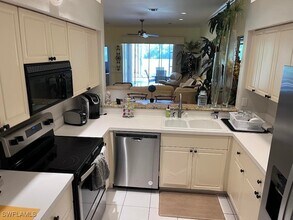 14944 Hickory Greens Ct in Ft. Myers, FL - Building Photo - Building Photo