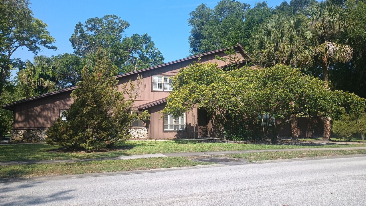 1 Morning Dew Trail in Ormond Beach, FL - Building Photo