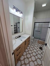 549 Robinson Pl in Shreveport, LA - Building Photo - Building Photo
