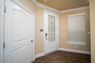 1231 Creekside Acres Ct in Houston, TX - Building Photo - Building Photo