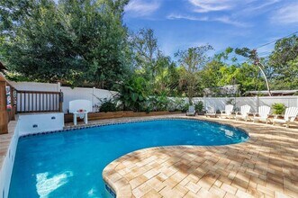 1261 12th Ct SW in Largo, FL - Building Photo - Building Photo