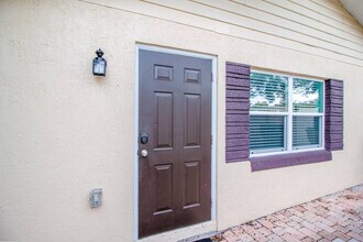 2721 Raeford Rd in Orlando, FL - Building Photo - Building Photo