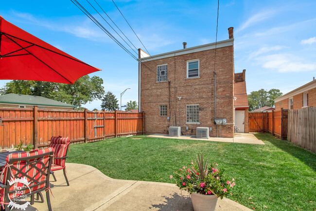 1100 Eastern Ave in Bellwood, IL - Building Photo - Building Photo