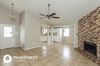 9054 Chinon in San Antonio, TX - Building Photo - Building Photo