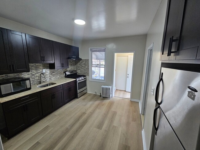 8905 215th St, Unit FL 1 in Queens Village, NY - Building Photo - Building Photo