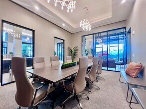 5250 NW 84th Ave in Doral, FL - Building Photo - Building Photo