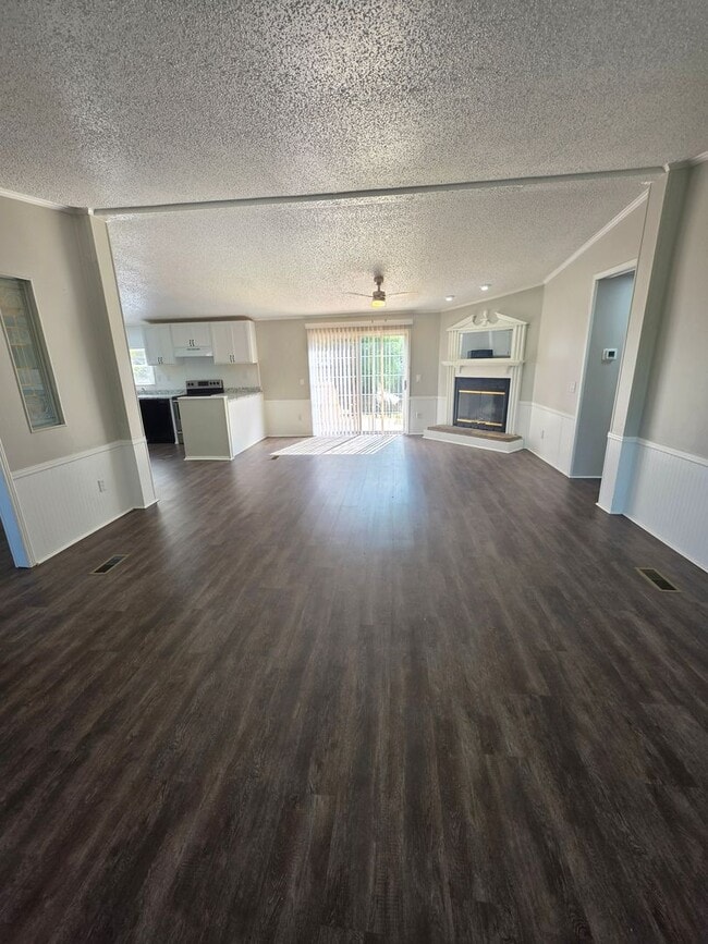 2200 Sugar Grove Valley Rd in Harriman, TN - Building Photo - Building Photo