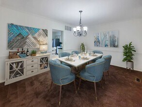 13 Aliceview Ct in Timonium, MD - Building Photo - Building Photo